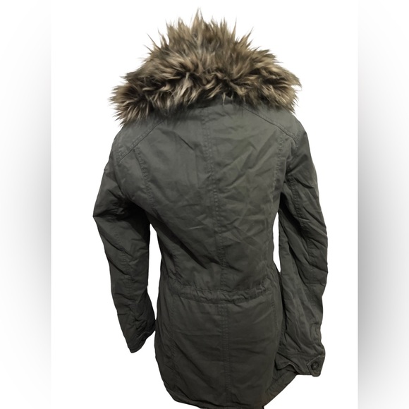 Abercrombie & Fitch olive green utility faux fur lined coat - Medium - Picture 4 of 7